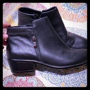 Size 8.5 Aerosole booties.